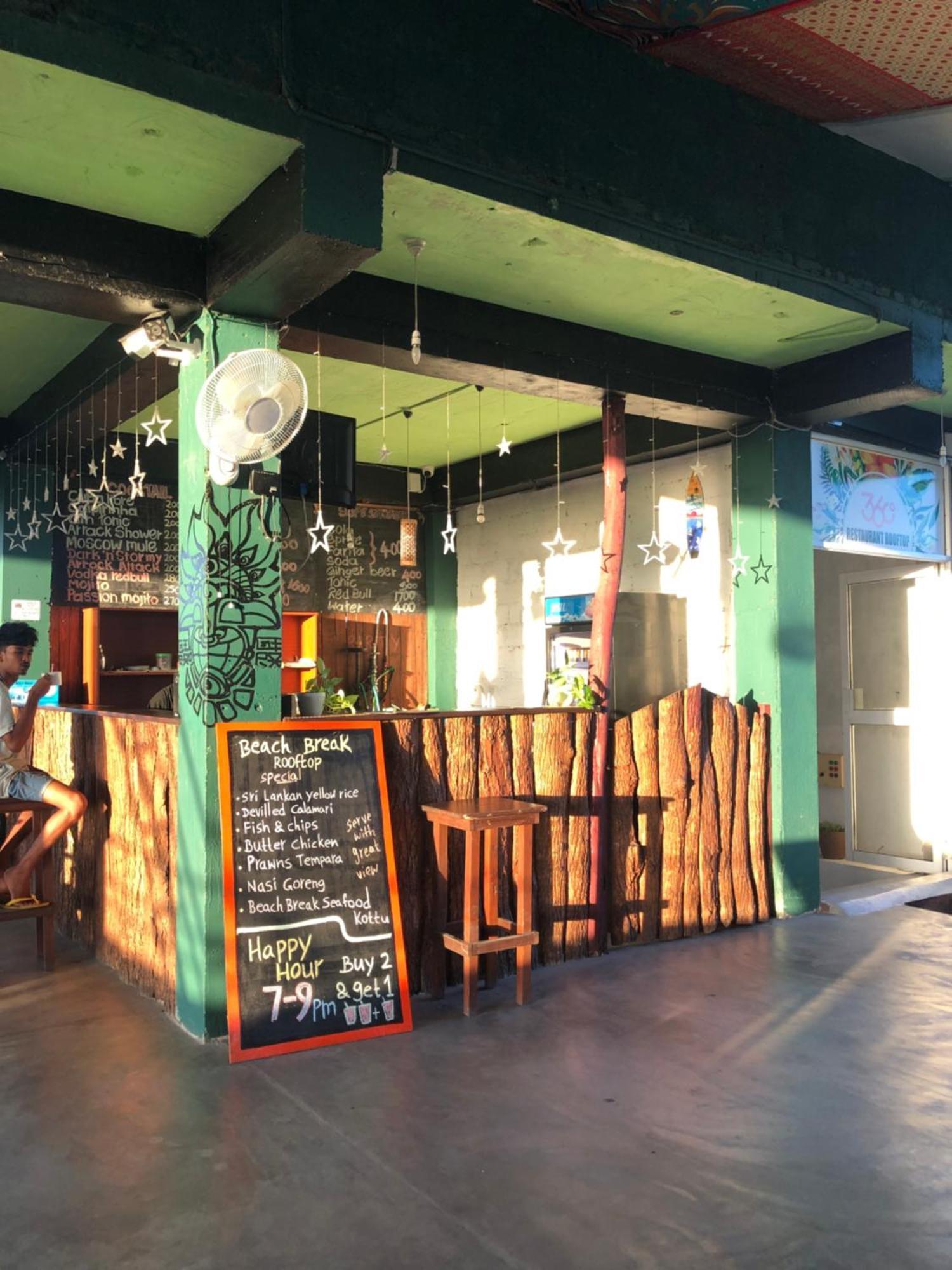 Beach Break Surf Hostel Weligama Exteriér fotografie
